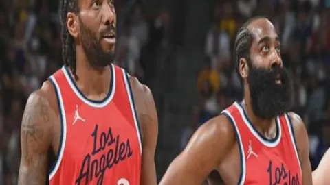 “NBA史无前例！状元热门爆砍30分，力助杜克队晋级八强决赛圈”